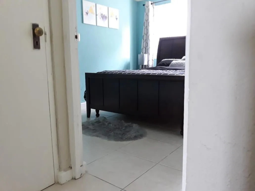Nuu Naples Hills Apartment Montego Bay 0*,